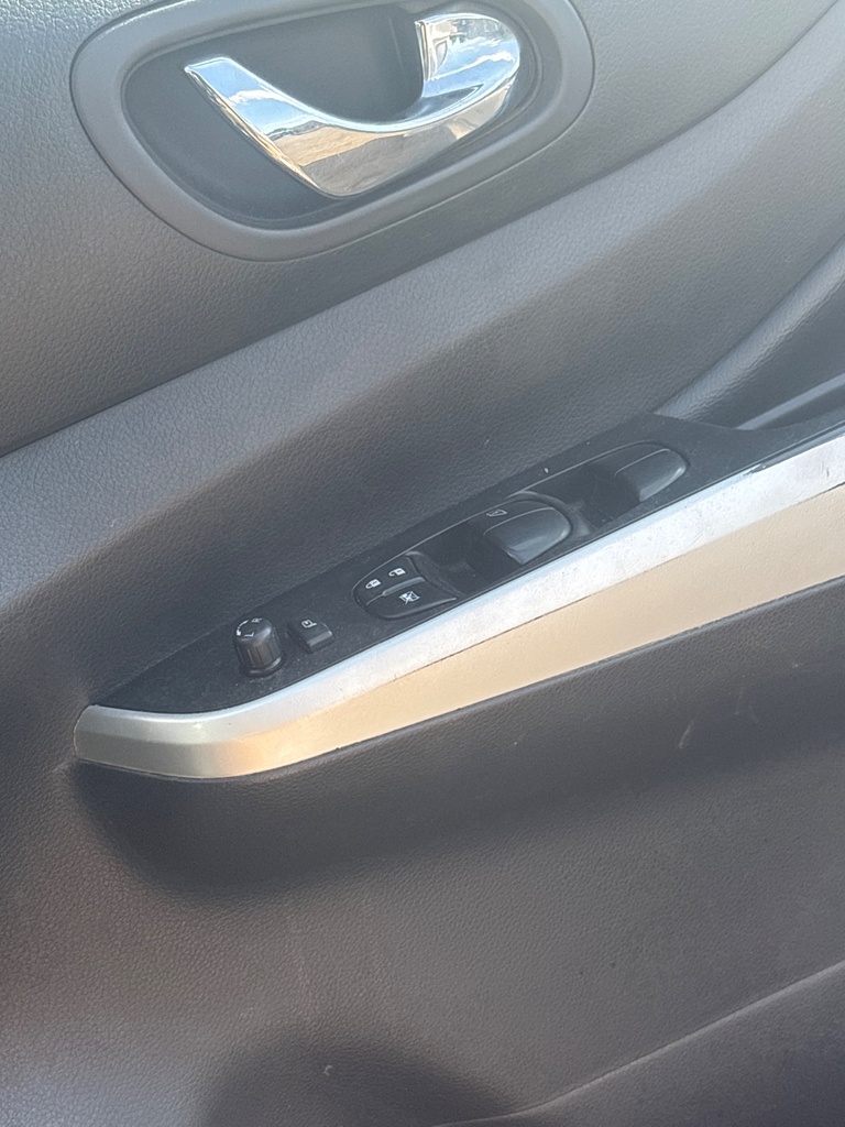 [EPE-114989] Interruptor elevalunas eléctrico delantero derecho Nissan Navara NP300 2018