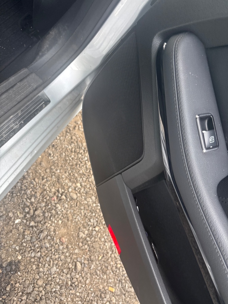 [EPE-115325] Altavoz de puerta trasero derecho para Mercedes-Benz E-Class 2009 (Iridiumsilber)