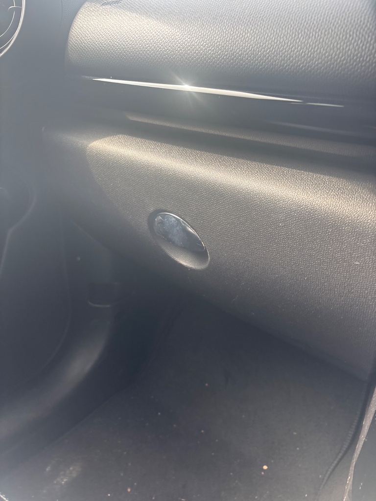 [EPE-115386] Montaje de la guantera para Mini Paceman Cooper R61 2013