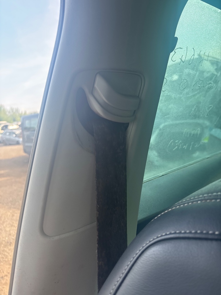[EPE-115498] Embellecedor Pilar B Skoda Karoq 1.6 TDI 2018