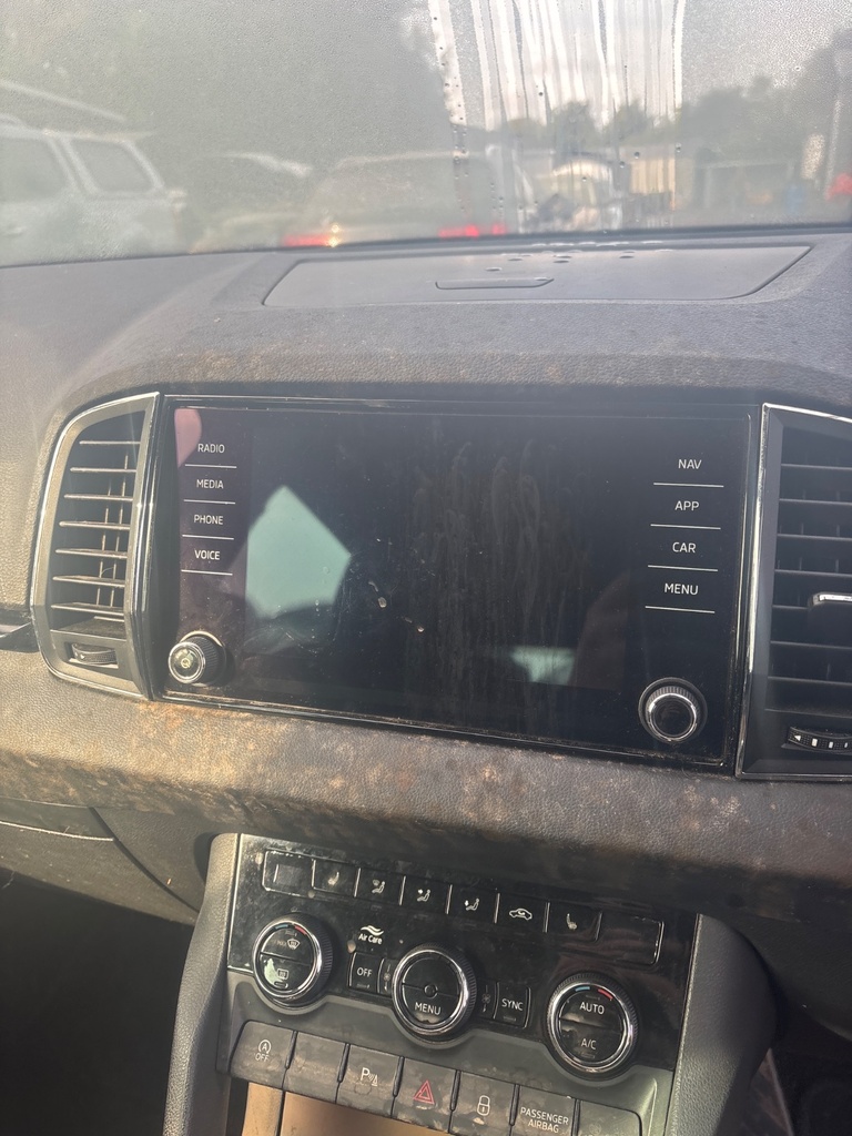 [EPE-115508] Salida de aire calefacción salpicadero Skoda Karoq 1.6 TDI 2018