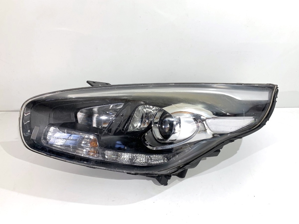 [STARK-758258] Faros delanteros izquierdos KIA CARENS IV 2013-2022