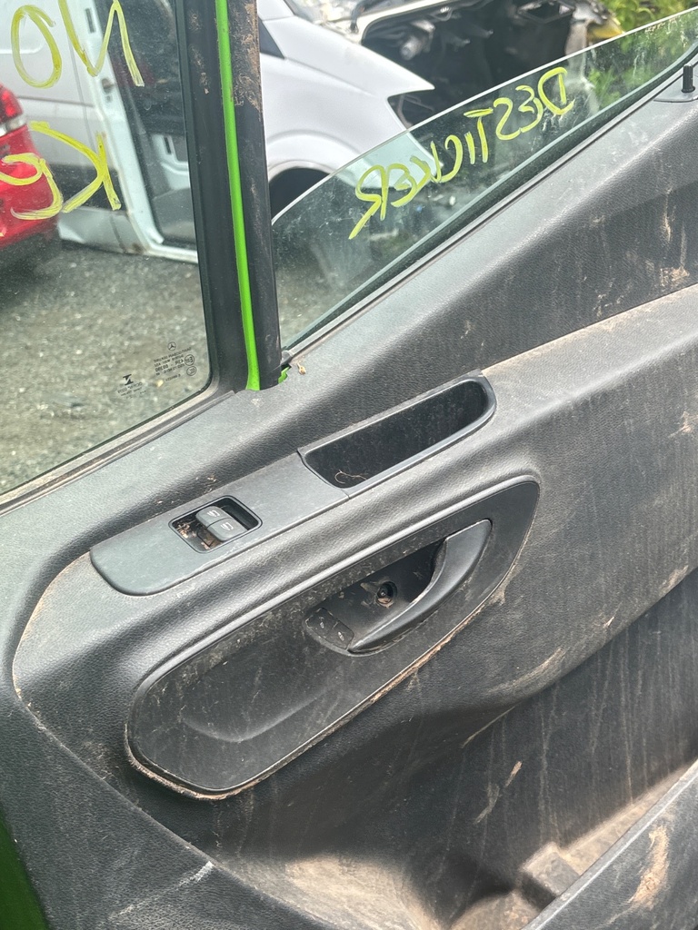 [EPE-115892] Interruptor elevalunas eléctrico delantero derecho Mercedes-Benz Sprinter 3.5-T (OM651.958)