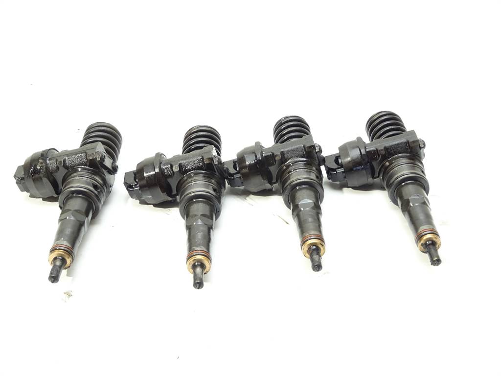 [STARK-380735] Juego de inyectores SEAT IBIZA III (6L1) 1.9 TDI 74 kW (100 CV) 2002-2009