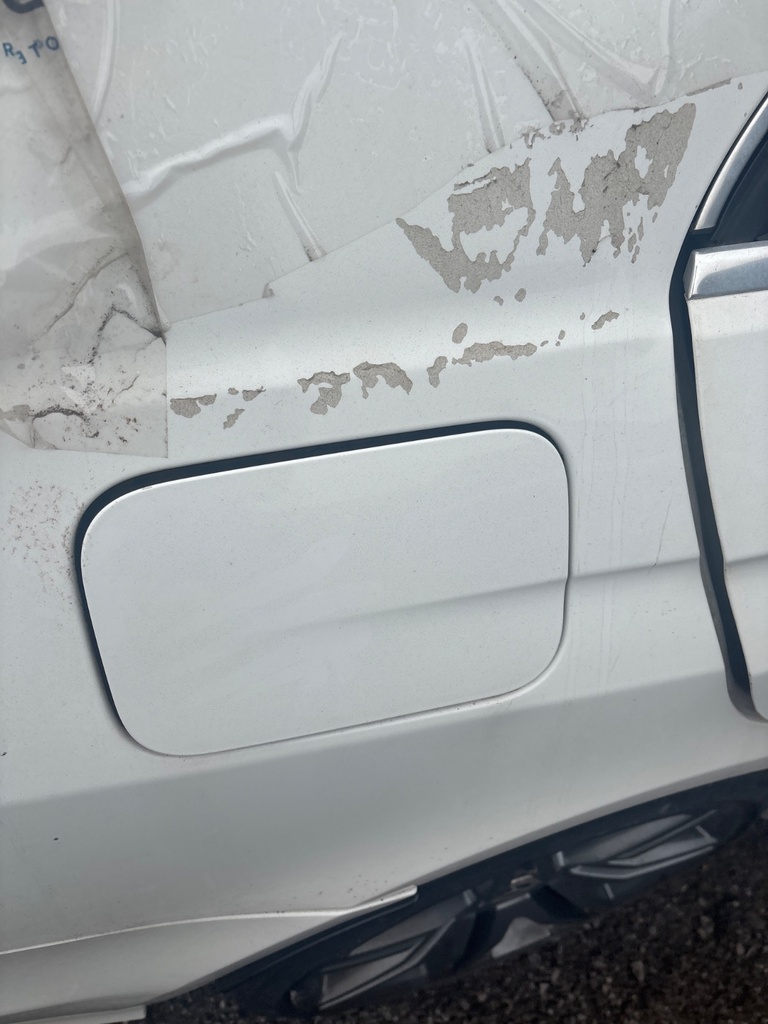 [EPE-115812] Tapa de combustible 2013 Mercedes-Benz E-Class 149 white