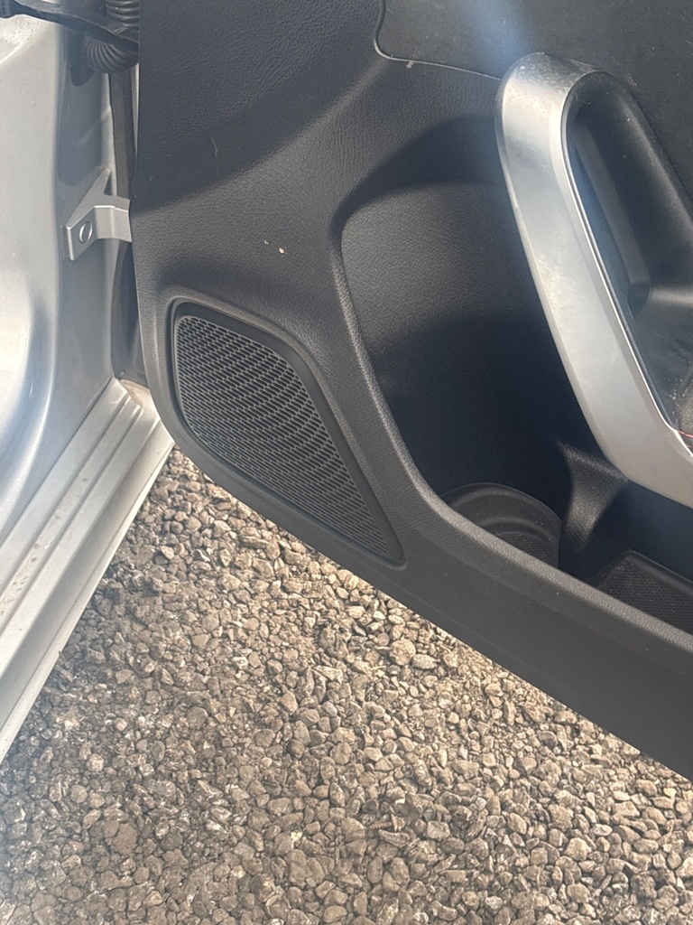 [EPE-116124] Recubrimiento de altavoz puerta delantera derecha para Mercedes A-Klasse W177 2020