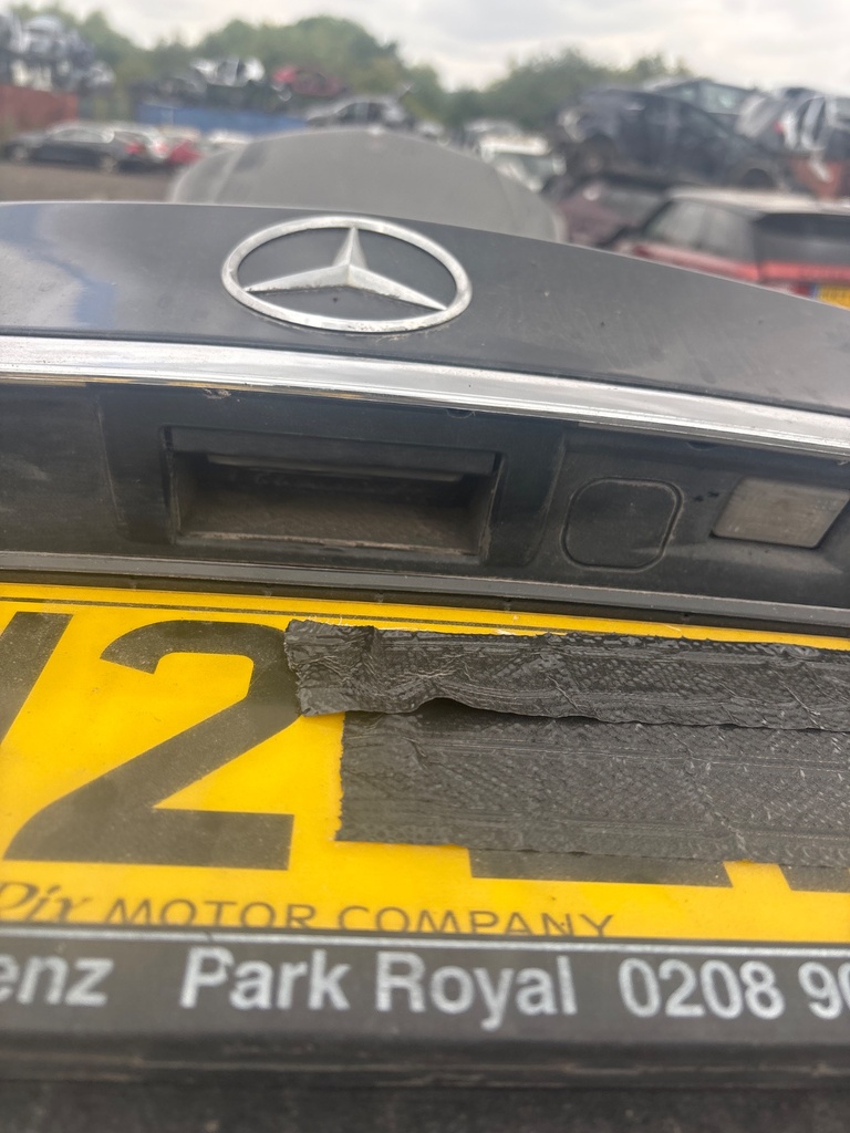 [EPE-116296] Tirador de apertura del portón trasero Mercedes-Benz C-Class 2013 negro