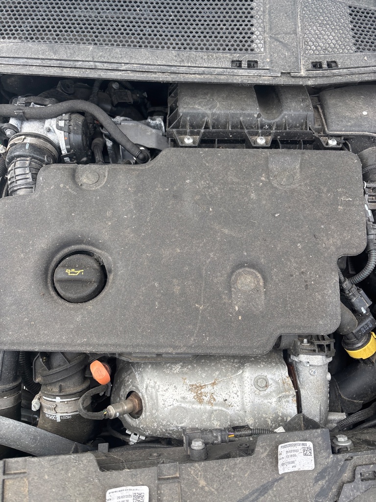 [EPE-116471] Tapa de balancines Peugeot 308 SW 2023 BlueHDi 130 YHZ DV5RC