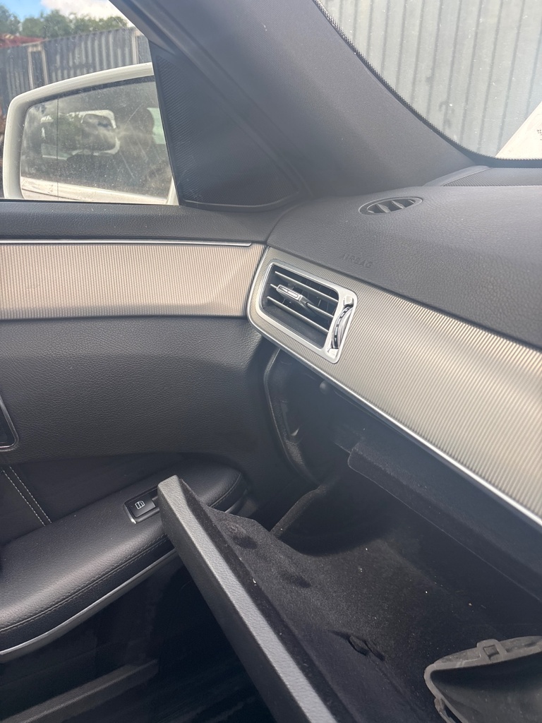 [EPE-116730] Conducto de ventilación para Mercedes-Benz E-Class E 220 BlueTEC 2015 (OM651.924)