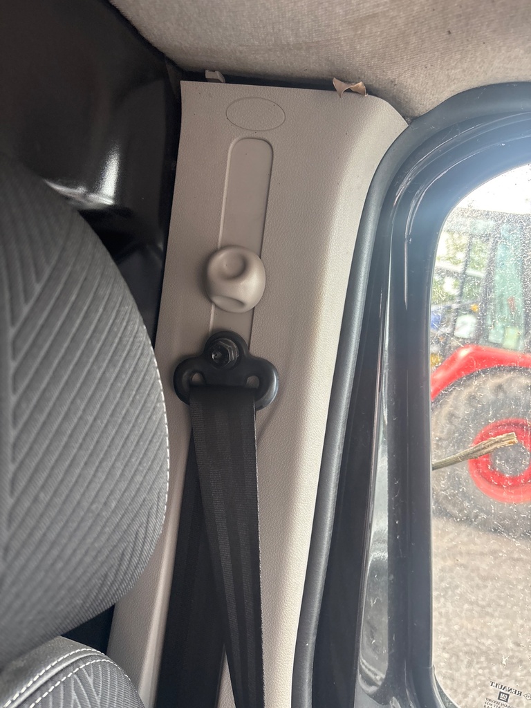 [EPE-116873] Embellecedor Pilar B Renault Trafic 1.6 dCi 120 (2015)