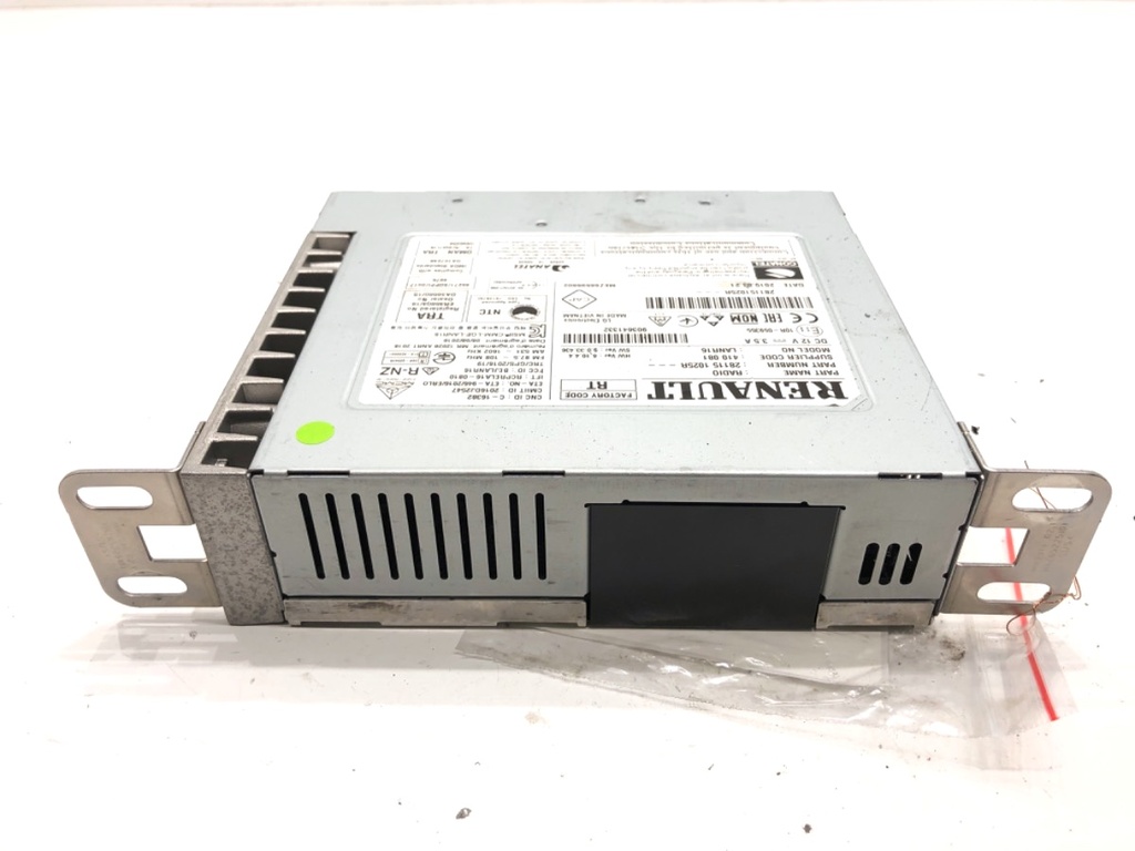 [STARK-808664] Radio Renault Megane IV liftback (B9A/M/N_) 2015-2022