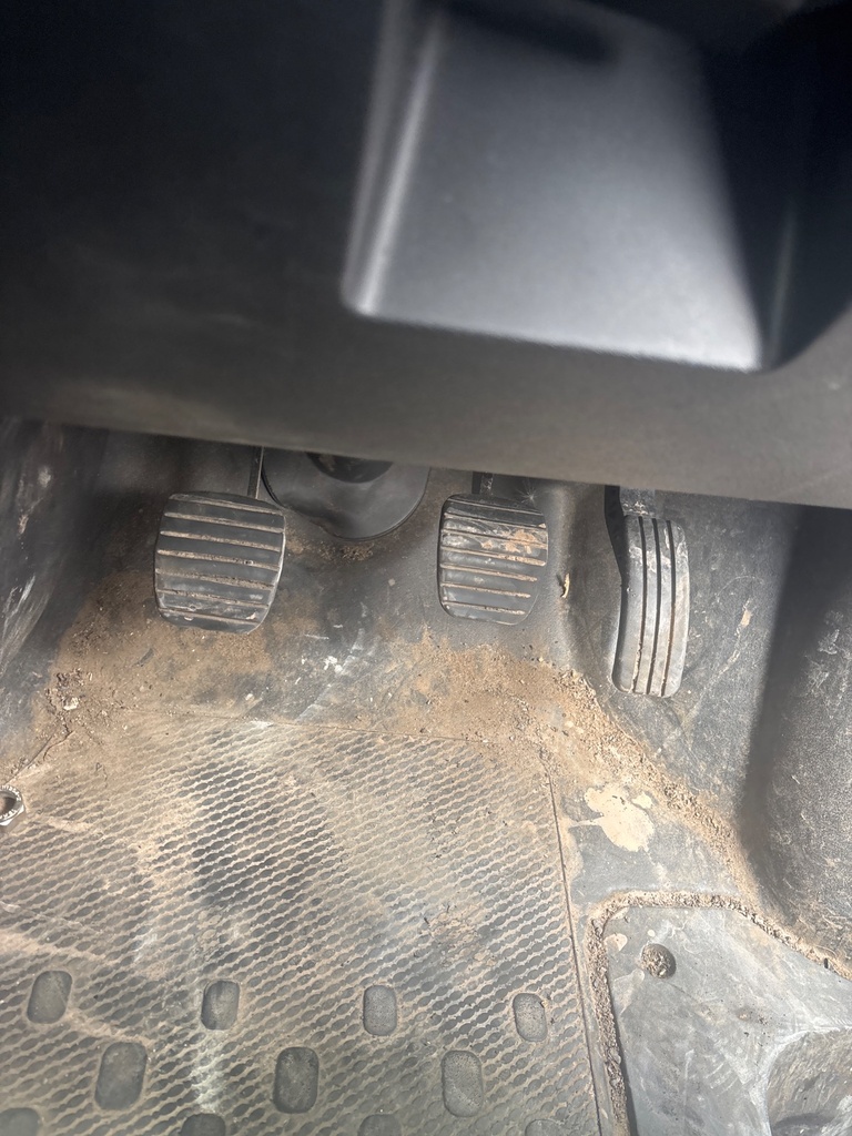 [EPE-117127] Conjunto de pedales Renault Trafic III 1.6 dCi 115