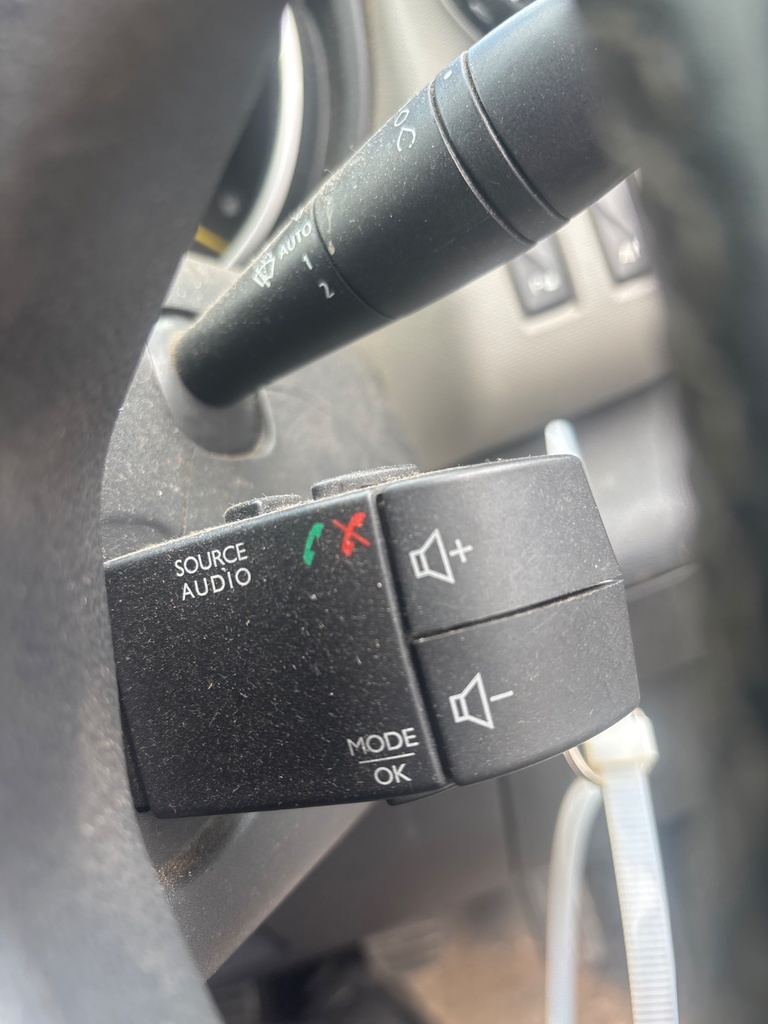 [EPE-117141] Conmutador ECU columna de dirección Renault Trafic III FG 1.6 dCi 115 (2016)