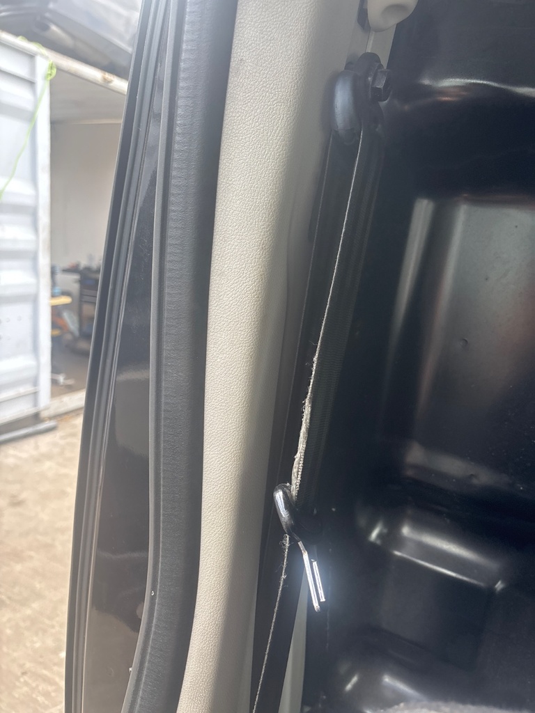 [EPE-117131] Embellecedor Pilar B para Renault Trafic III FG 1.6 dCi 116 CV (2016-)