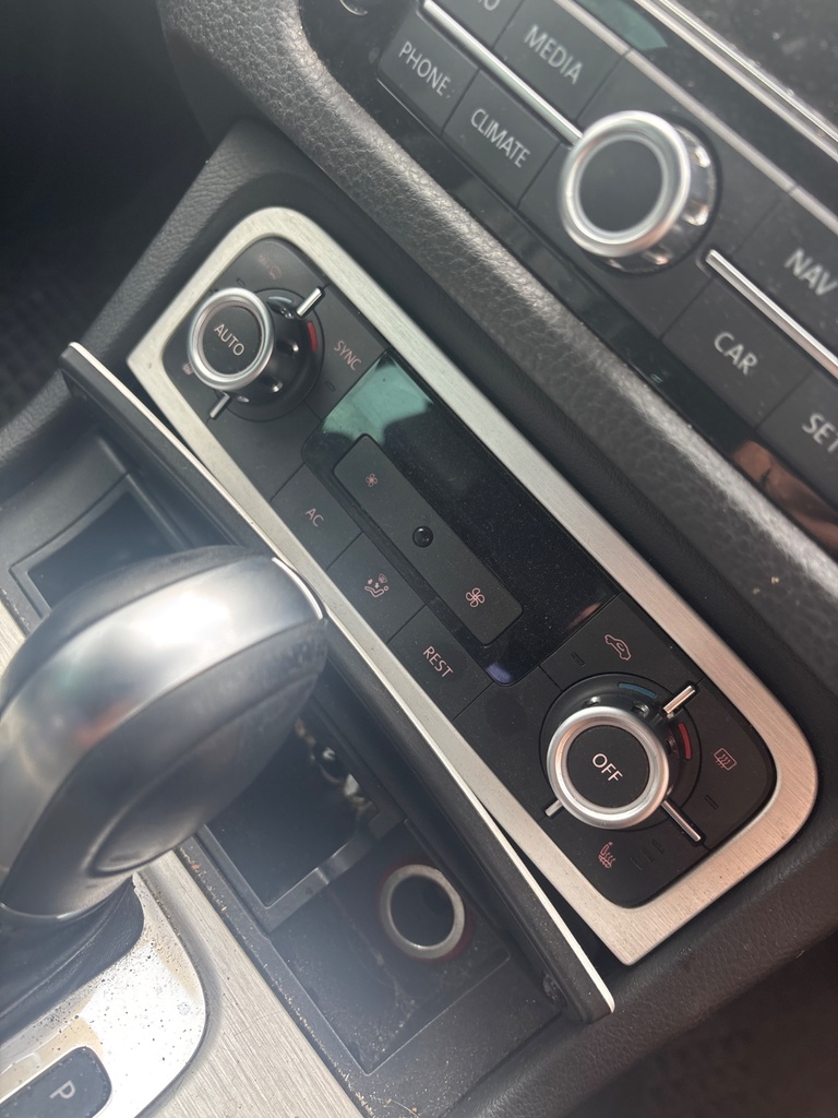 [EPE-117334] Conjunto de control calefacción VW Touareg 7P5 3.0 TDI V6 2012