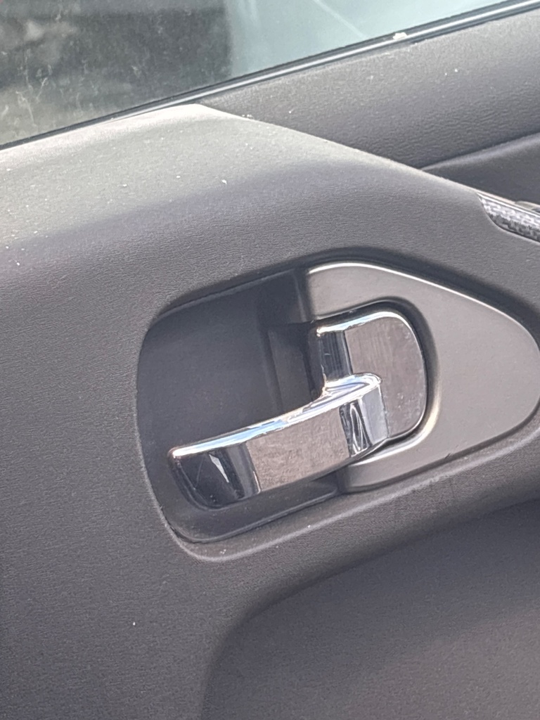 [EPE-117445] Tirador puerta delantera interior derecho para Nissan Pathfinder III R51 2006