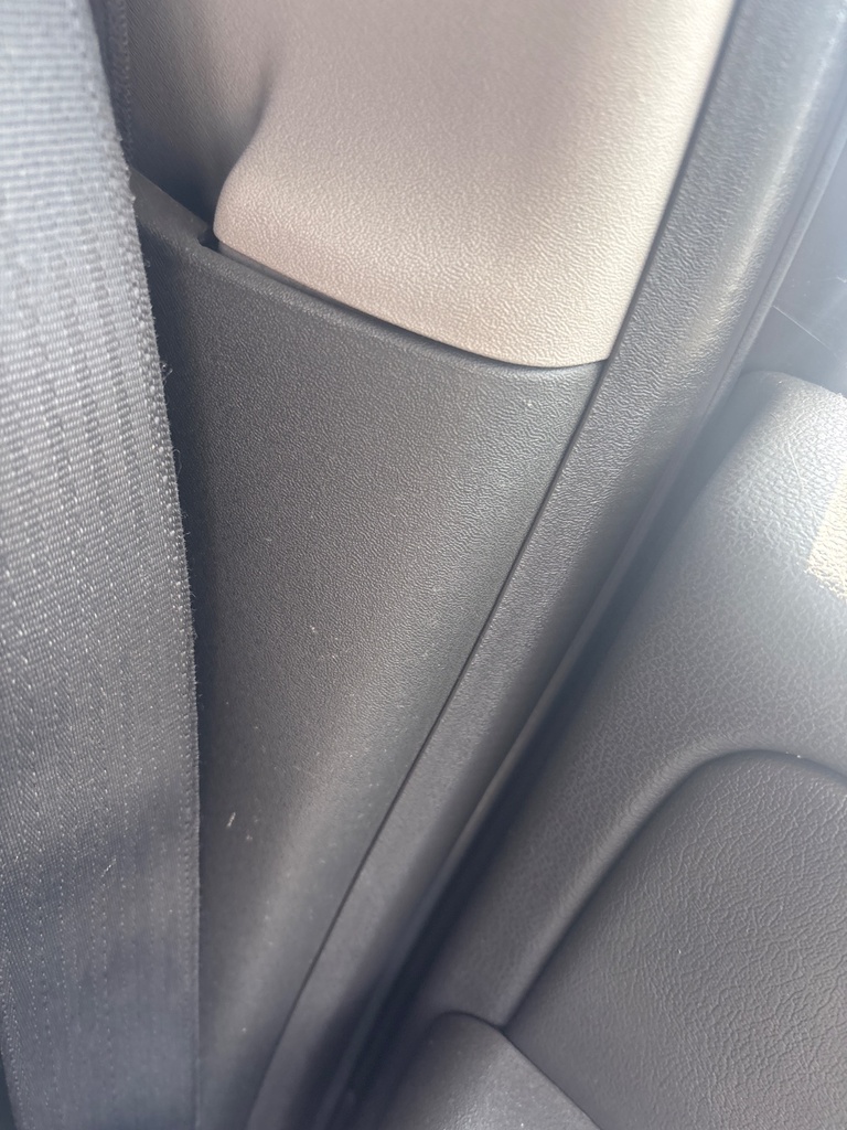 [EPE-117478] Embellecedor Pilar B Inferior Izquierdo - Nissan Pathfinder III R51 2006 2.5 dCi
