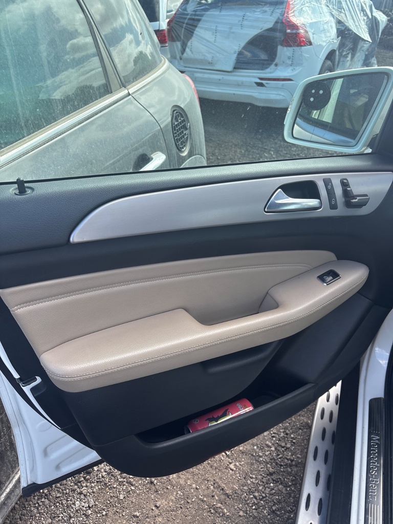 [EPE-117643] Actuador cierre centralizado puerta delantera izquierda 2012 Mercedes-Benz M-Class