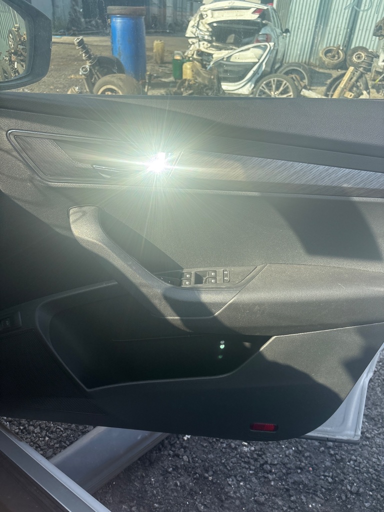[EPE-117715] Arnés de cables puerta delantera derecha Skoda Karoq NU7 2017- moon weiß