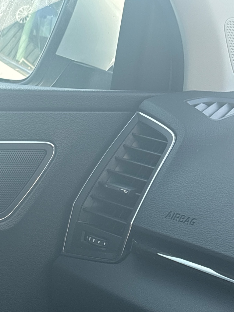 [EPE-117719] Conducto de ventilación Skoda Karoq NU7 1.5 TSI