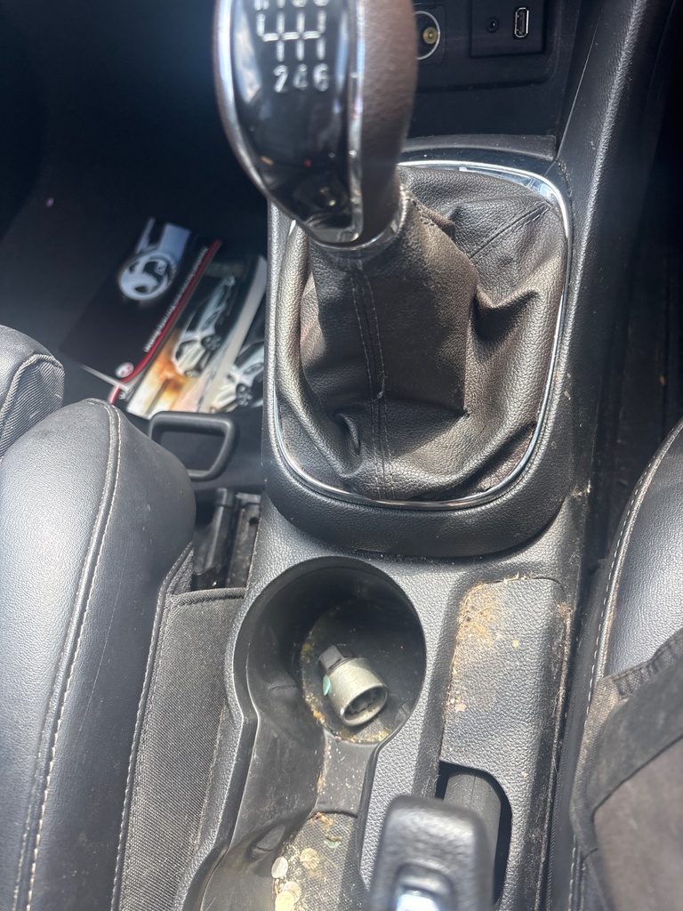 [EPE-117939] Consola central Opel Mokka J13 1.4 4x4 2015