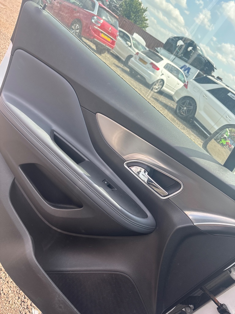 [EPE-117999] Actuador cierre centralizado puerta delantera izquierdo Opel Mokka J13 B14NET 2015