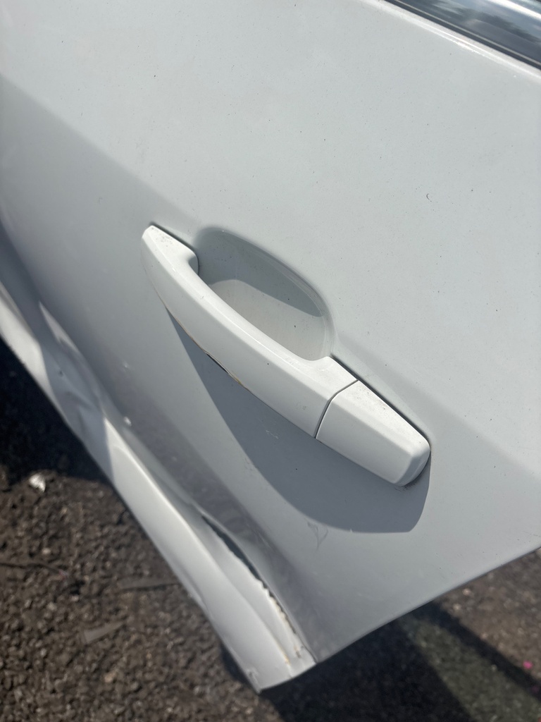 [EPE-118004] Tirador puerta delantera exterior izquierdo para Opel Mokka J13 2015 B14NET/B14LUJ 103kW 140CV