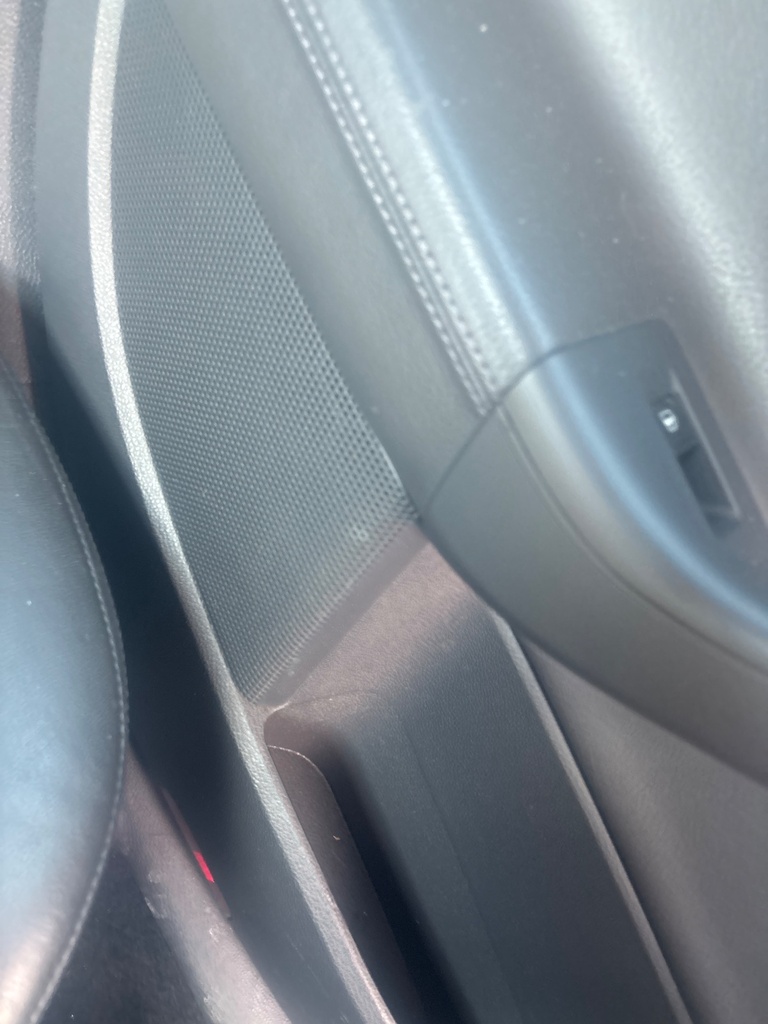 [EPE-118125] Altavoz puerta trasera izquierda VW Golf 2007 Z4 / C9Z black
