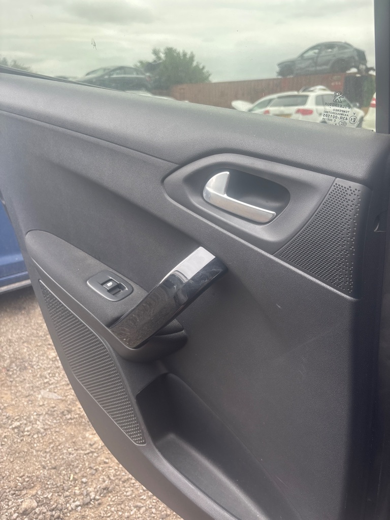 [EPE-118208] Solenoide de cerradura puerta trasera izquierda Peugeot 208 2019