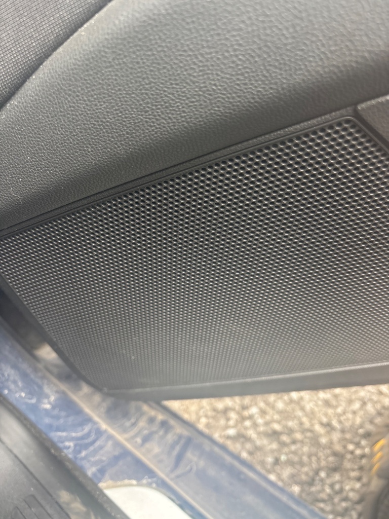 [EPE-118403] Revestimiento de puerta delantera derecha 2018 Seat Leon 5F1
