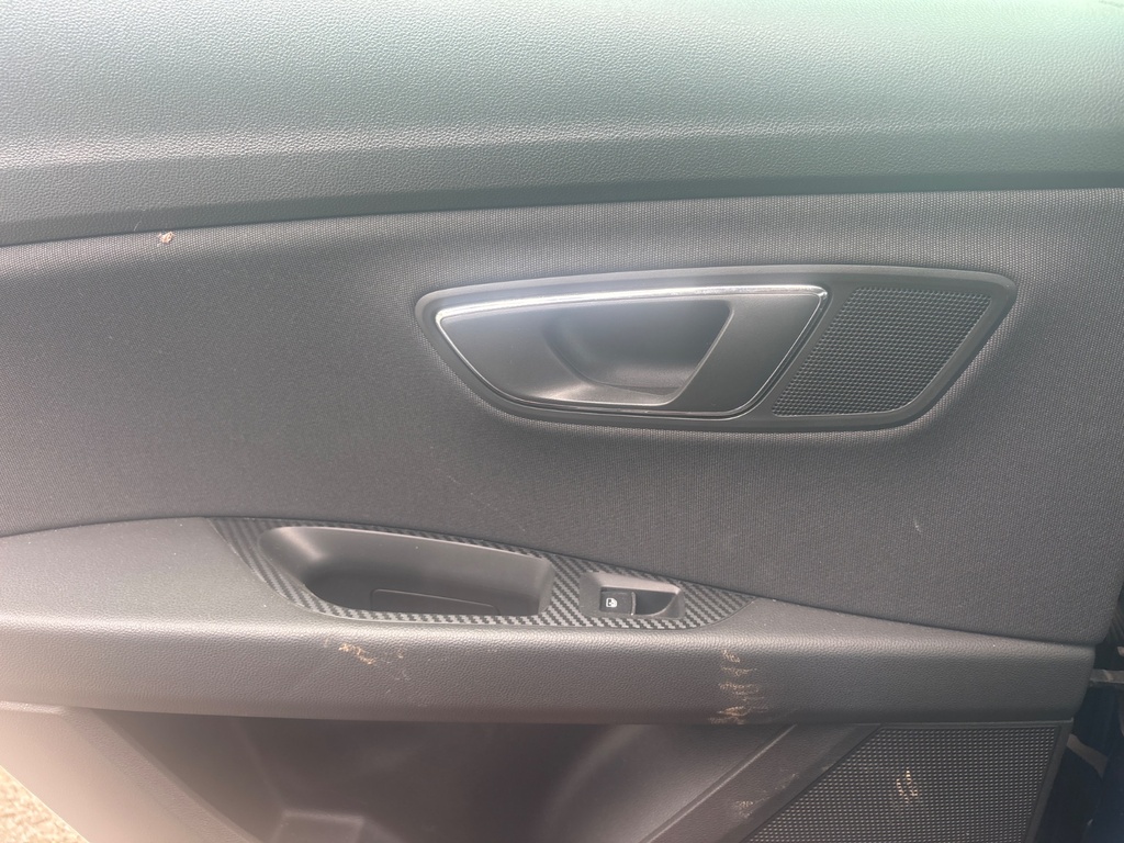 [EPE-118444] Panel interior de puerta trasera izquierdo - Seat Leon 5F1 2018