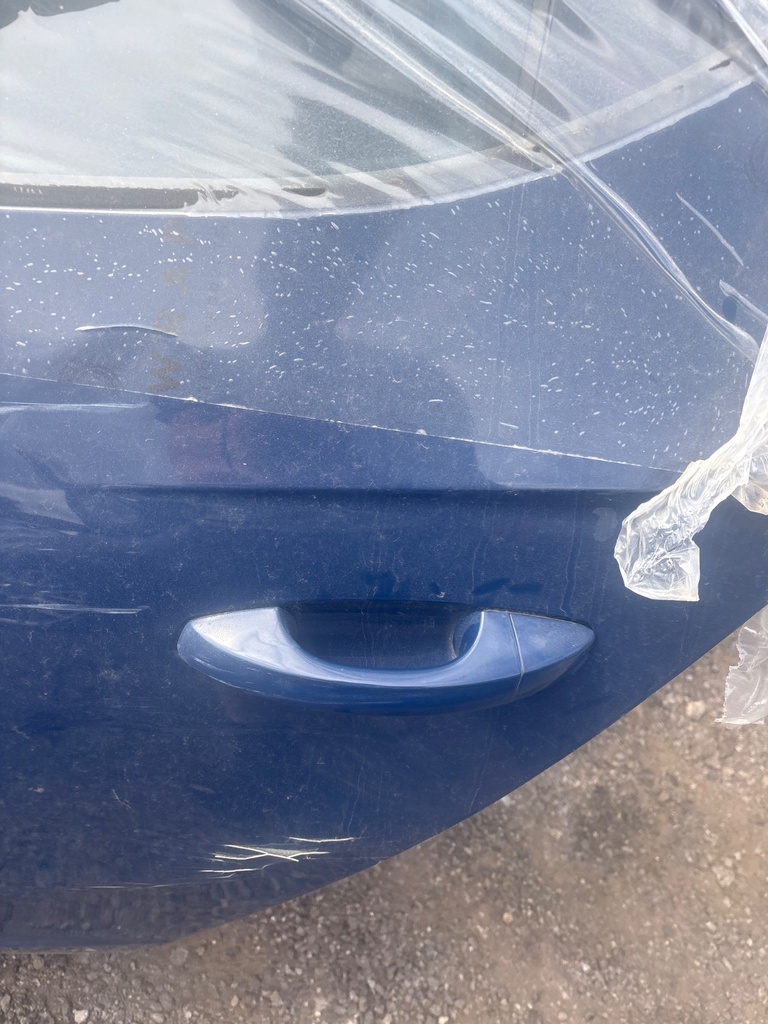 [EPE-118442] Tirador exterior puerta trasera izquierdo para Seat Leon 5F1 2018