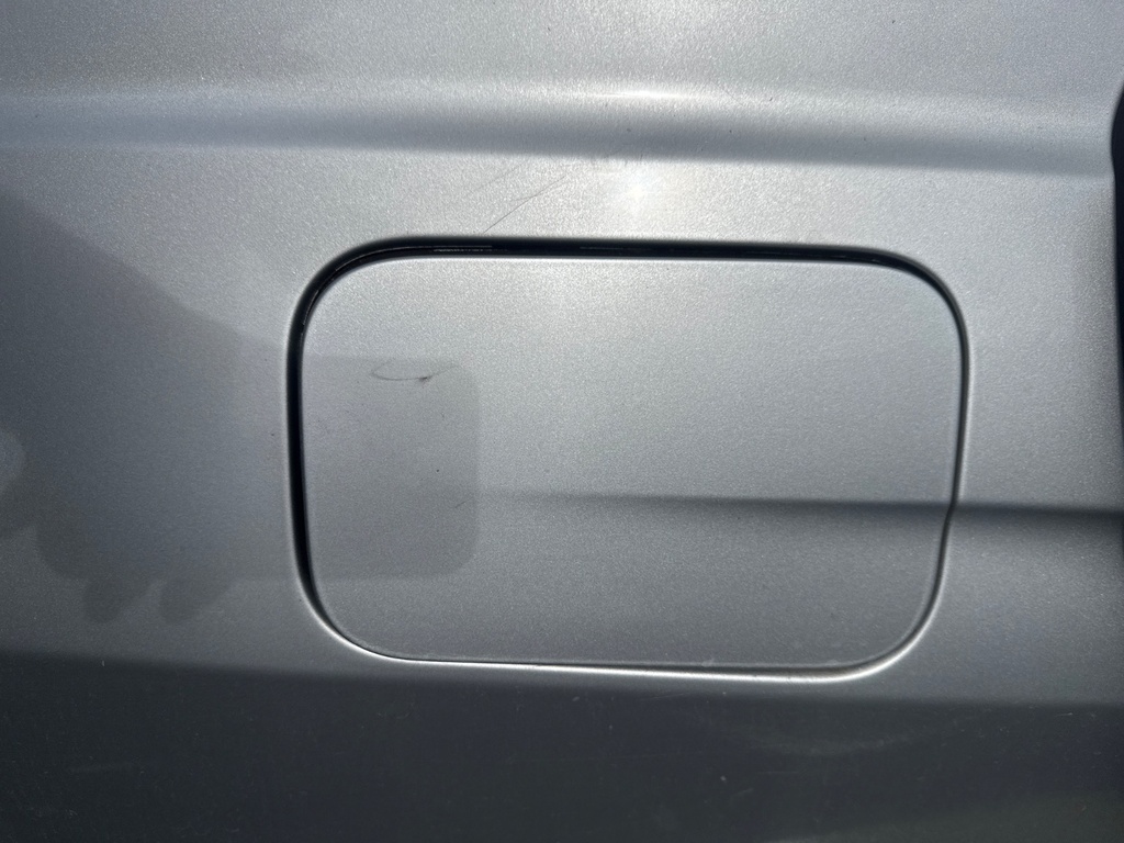 [EPE-118770] Tapa de combustible 2014 Mercedes-Benz E-Class 775 silver