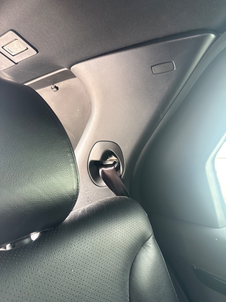 [EPE-118908] Pilar C para Land Rover Discovery 3.0 SDV6 4x4 (2019)