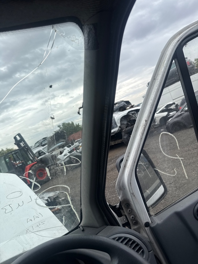 [EPE-118961] Pilar A Mercedes-Benz Sprinter 4-T 416 CDI (2004)
