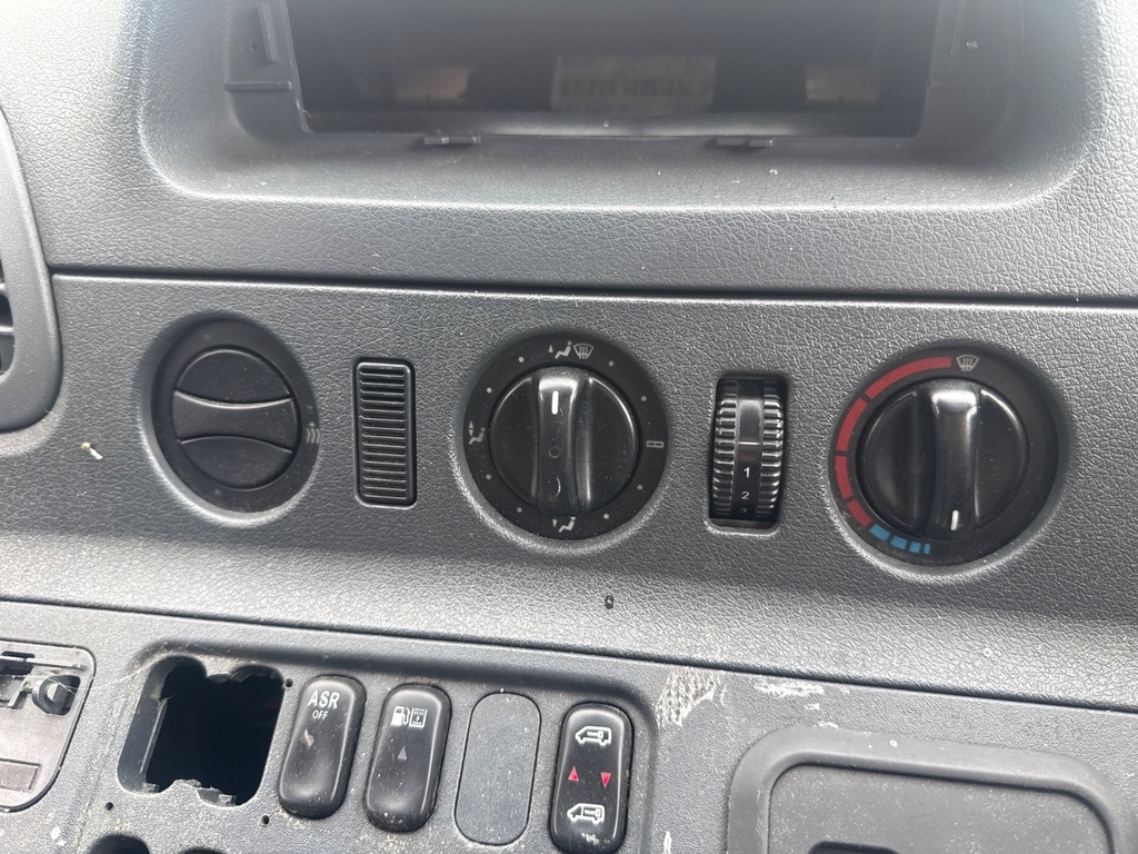 [EPE-118969] Conjunto de control calefacción 2004 Mercedes-Benz Sprinter 4-T 416 CDI