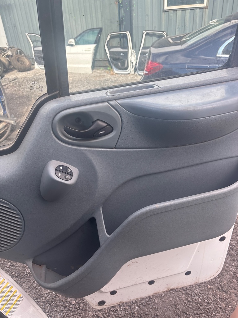 [EPE-119144] Solenoide cierre centralizado puerta delantera derecha Ford Transit 2013