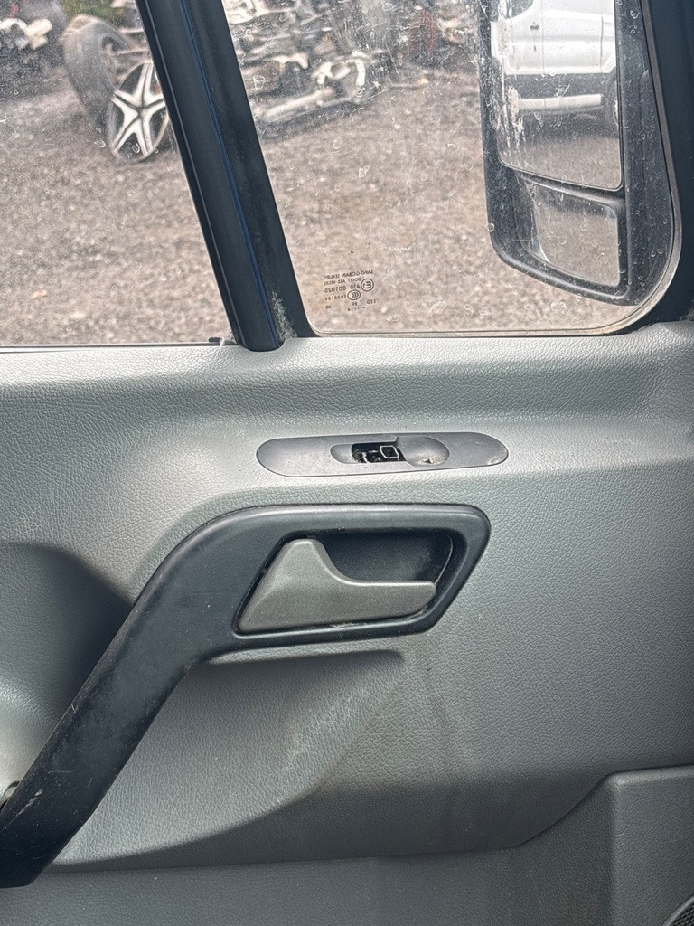 [EPE-119333] Tirador interior puerta delantera izquierda Mercedes-Benz Sprinter 3.5-T 2014