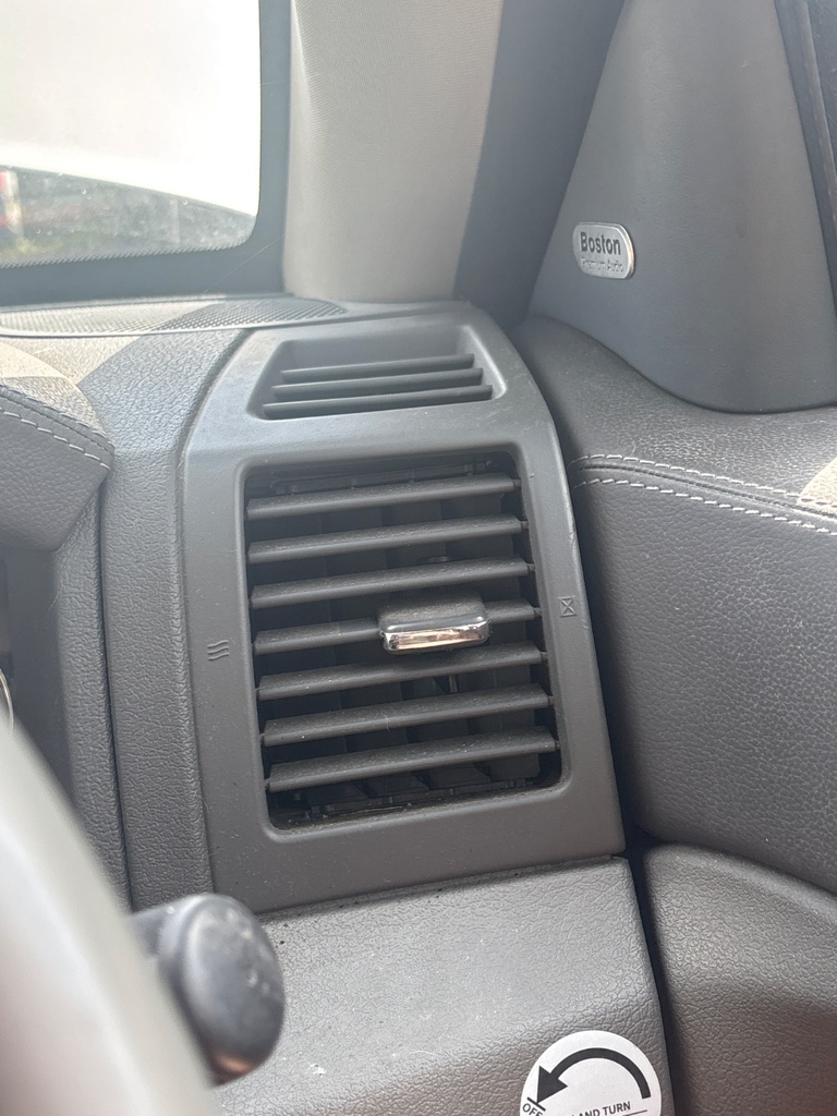 [EPE-119392] Conducto de ventilación para Jeep Grand Cherokee 3.0 CRD 2007