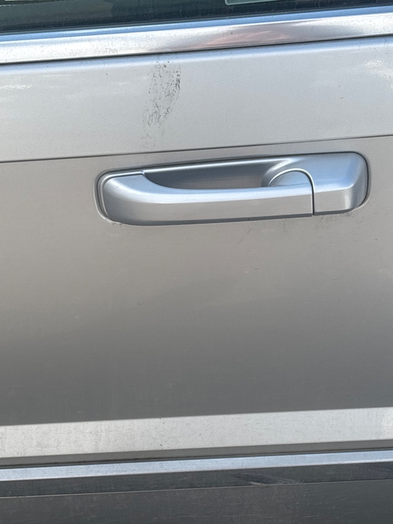 [EPE-119456] Tirador puerta delantera exterior izquierdo Jeep Grand Cherokee 2007 silver