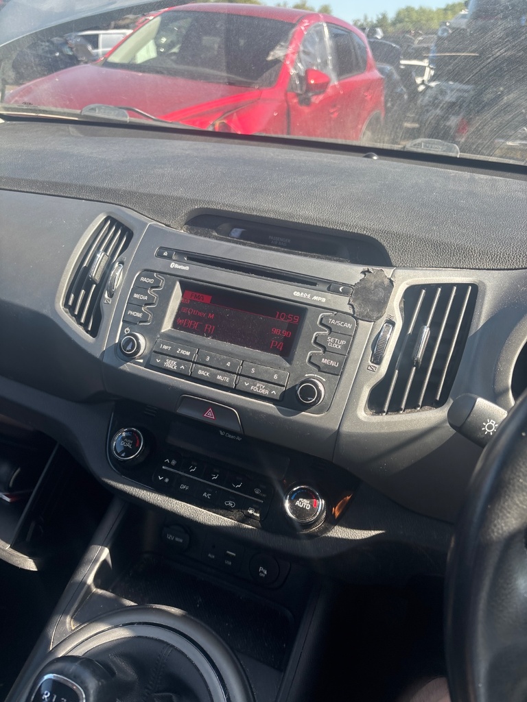 [EPE-119895] Pantalla multifunción Kia Sportage 1.7 CRDi 2015