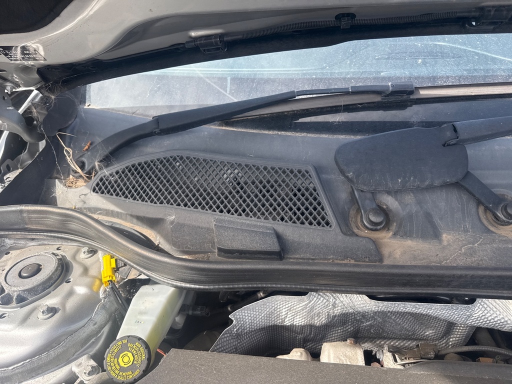 [EPE-120179] Motor y mecanismo de limpiaparabrisas delantero 2016 Mercedes-Benz A-Class 761