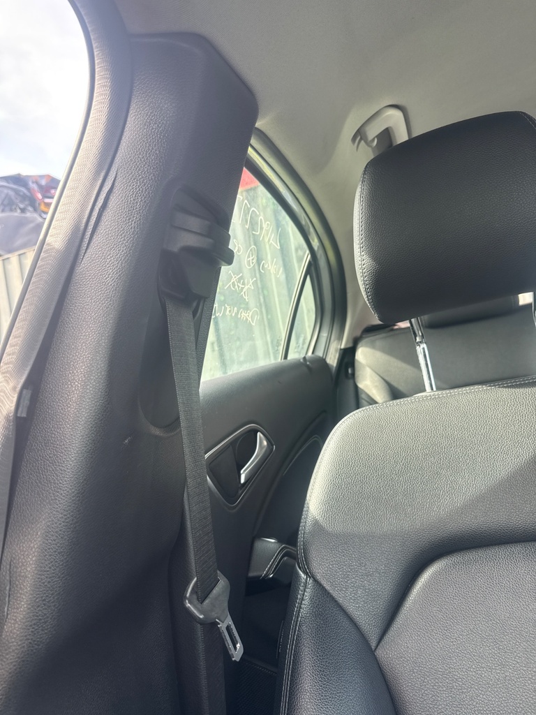 [EPE-120204] Embellecedor pilar B Mercedes-Benz Clase A 2016