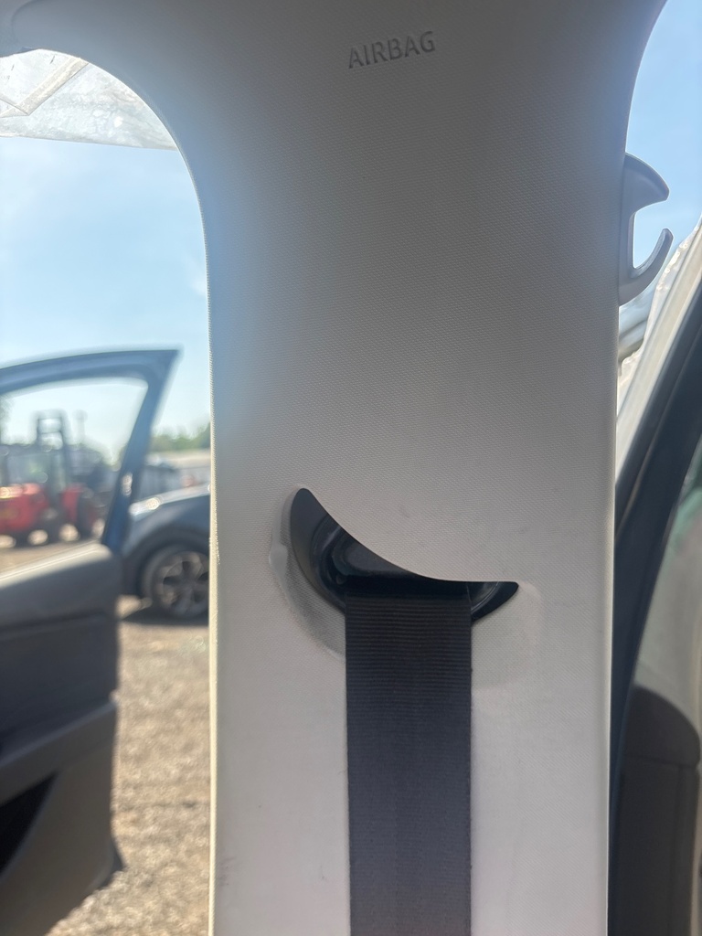 [EPE-120781] Embellecedor Pilar B Seat Leon ST 2.0 TDI 2016