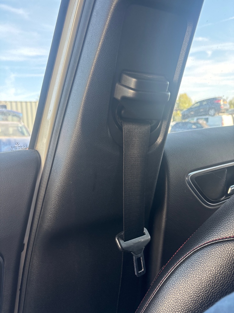 [EPE-120872] Embellecedor Pilar B Mercedes A-Class A 220 CDI 2015