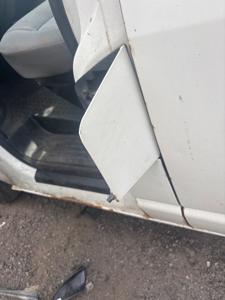 [EPE-121241] Tapa combustible VW Transporter T5 2007 902 white