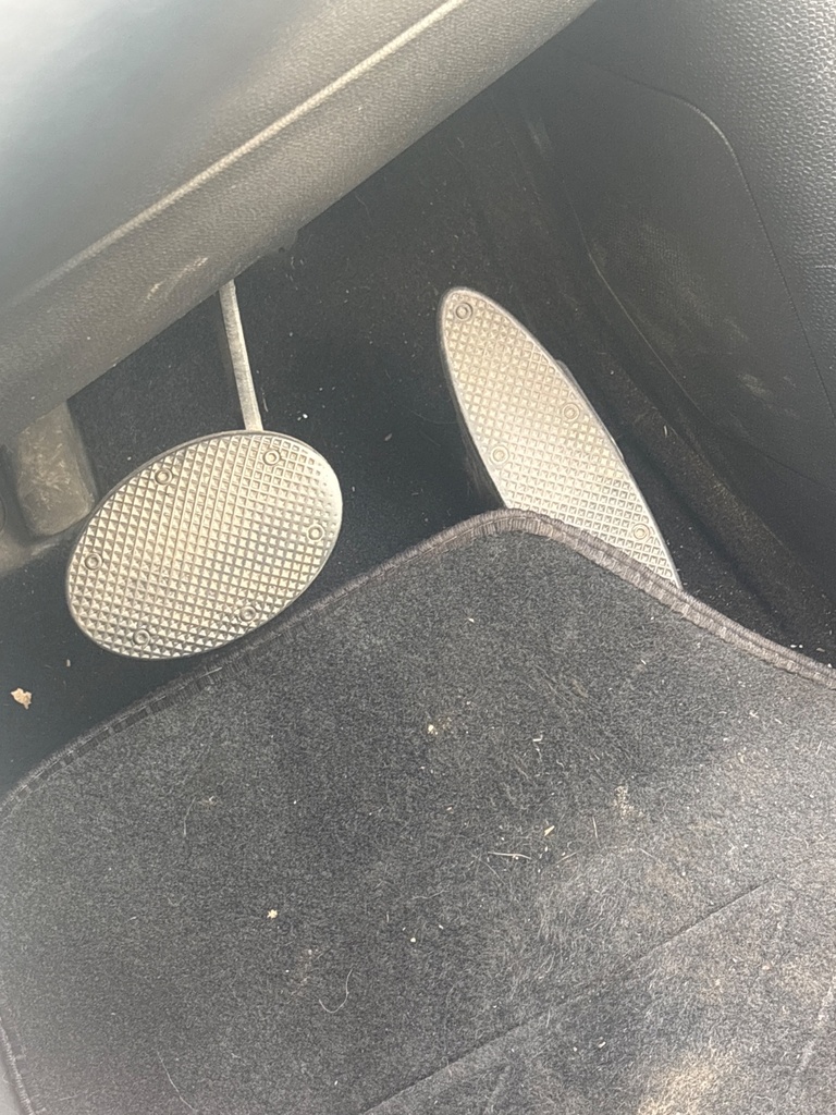 [EPE-121295] Conjunto de pedales Mini Countryman Cooper D 2014