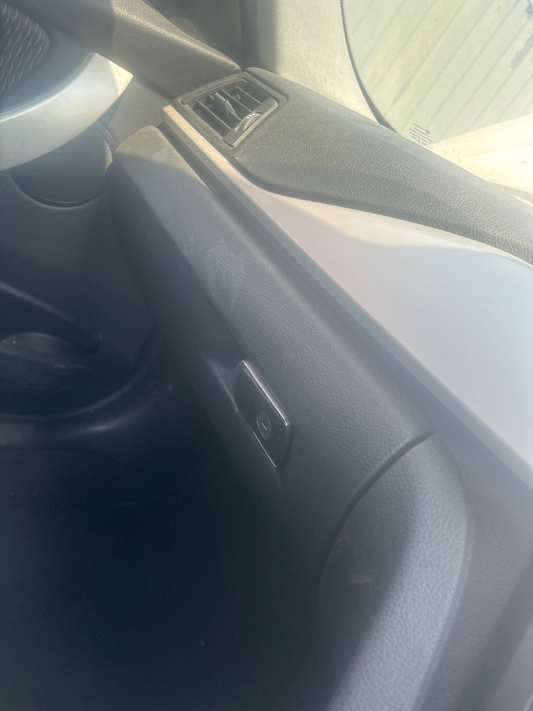 [EPE-121487] Guantera BMW 3 Series 318d 2013