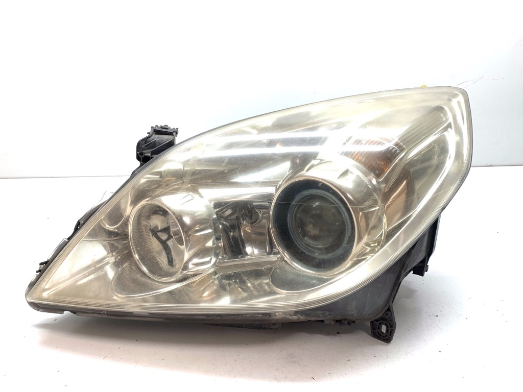 [STARK-903228] Faros delanteros izquierdo Opel Vectra C Kombi (Z02) 2003-2009