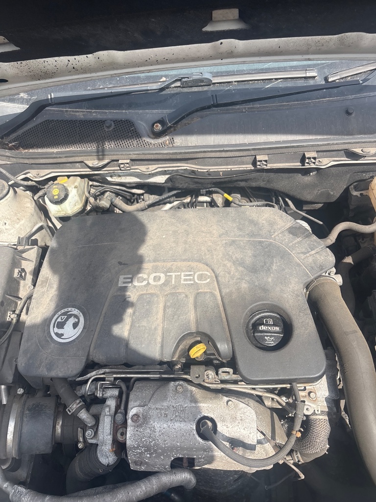 [EPE-121748] Tapa de balancines Opel Insignia 1.4 B14NET LUJ 2017